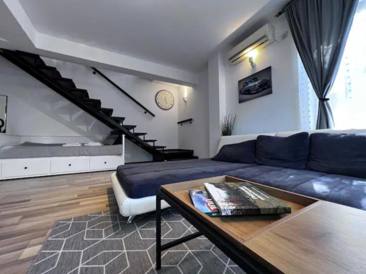 Vila Luminoasa Cu Curte Privata بوخارست المظهر الخارجي الصورة