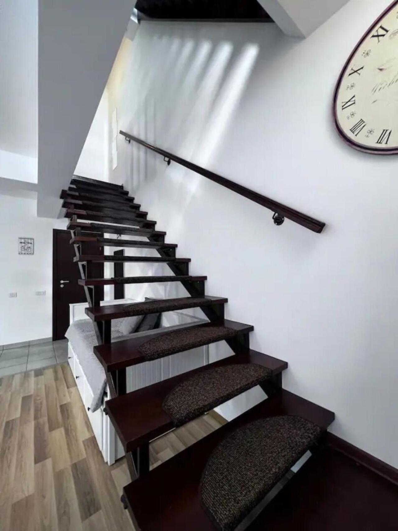 Vila Luminoasa Cu Curte Privata بوخارست المظهر الخارجي الصورة